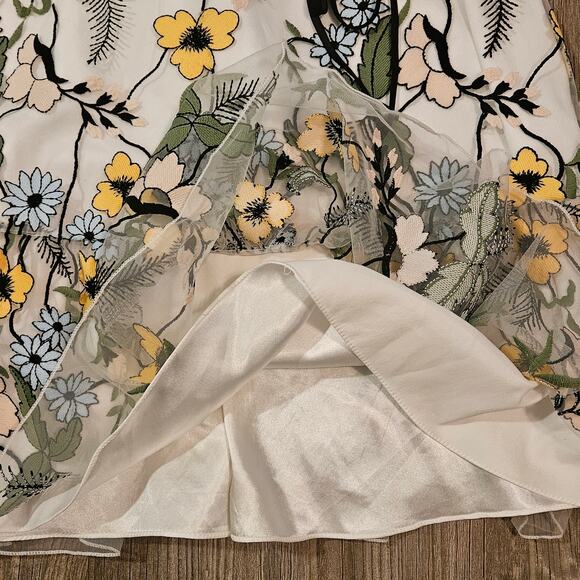 Monique Lhuillier Floral Daisy Embroidered Dress Womens 12 Sheer Overlay Ruffle - Picture 4 of 15